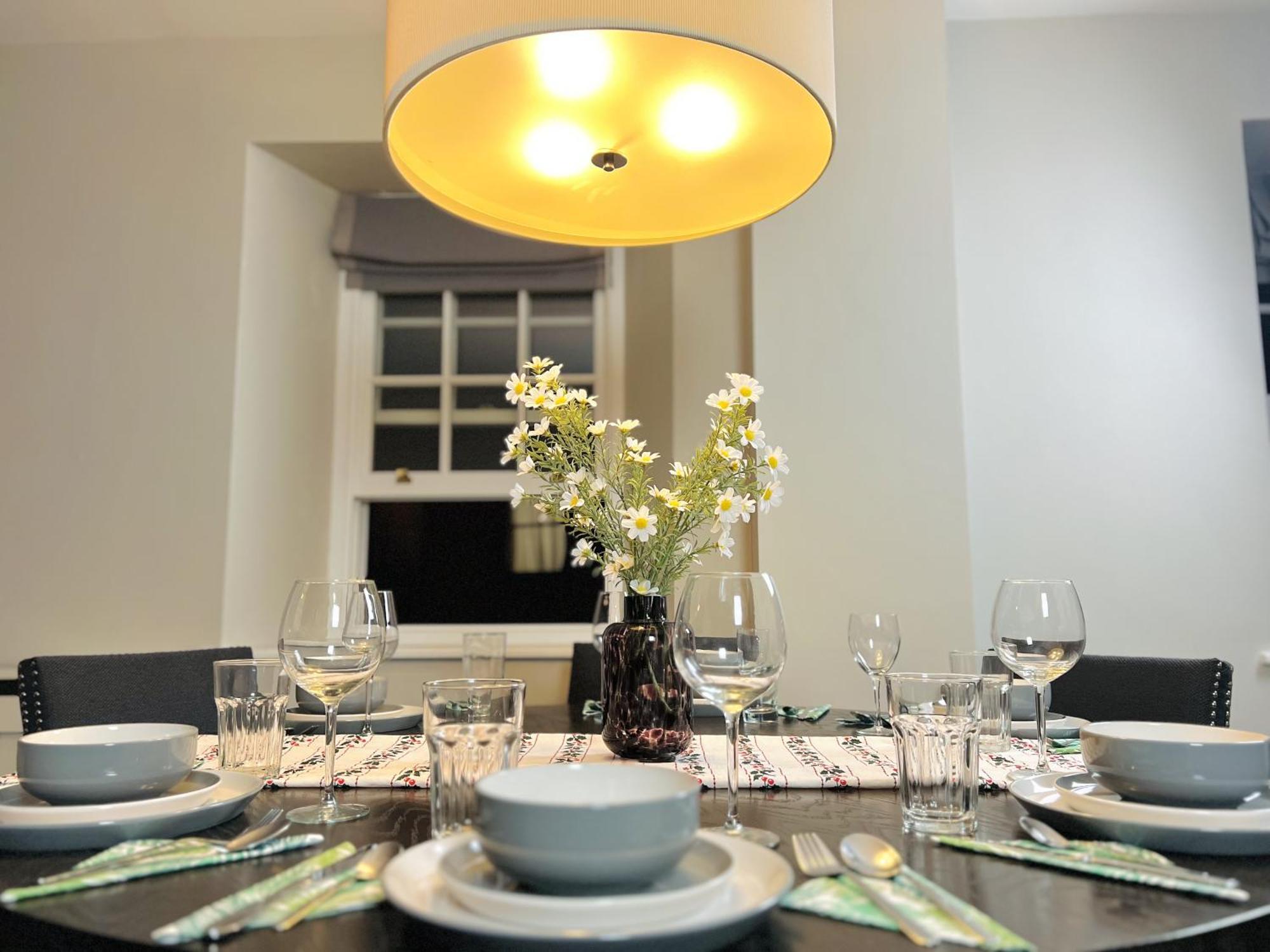 Lovely Spacious Apartment At Temple Bar Dublín Exterior foto